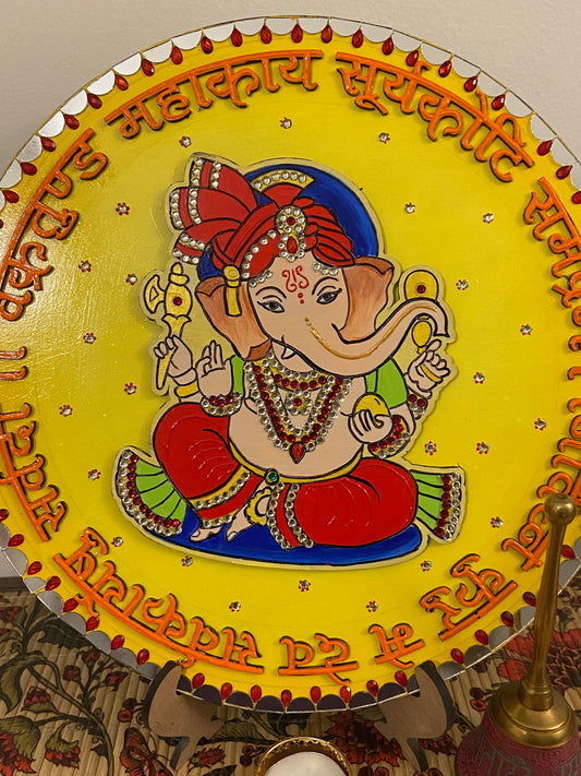 Ganapati table n wall decor